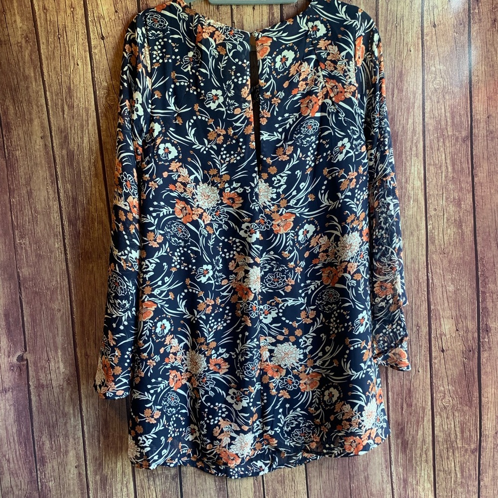 Umgee Blue Floral Boho Long Bell Sleeve Tunic - Picture 5 of 8